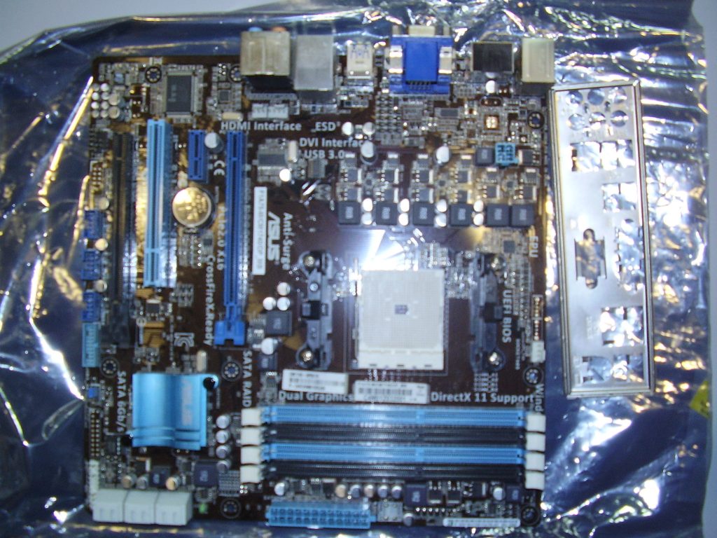 i/o shield plaque arriere en PLA pour ASUS P4PE-X REV 1.03